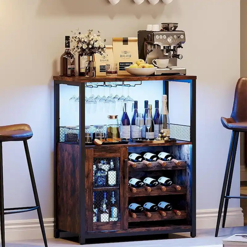 Weinbar-Schrank mit Beleuchtung