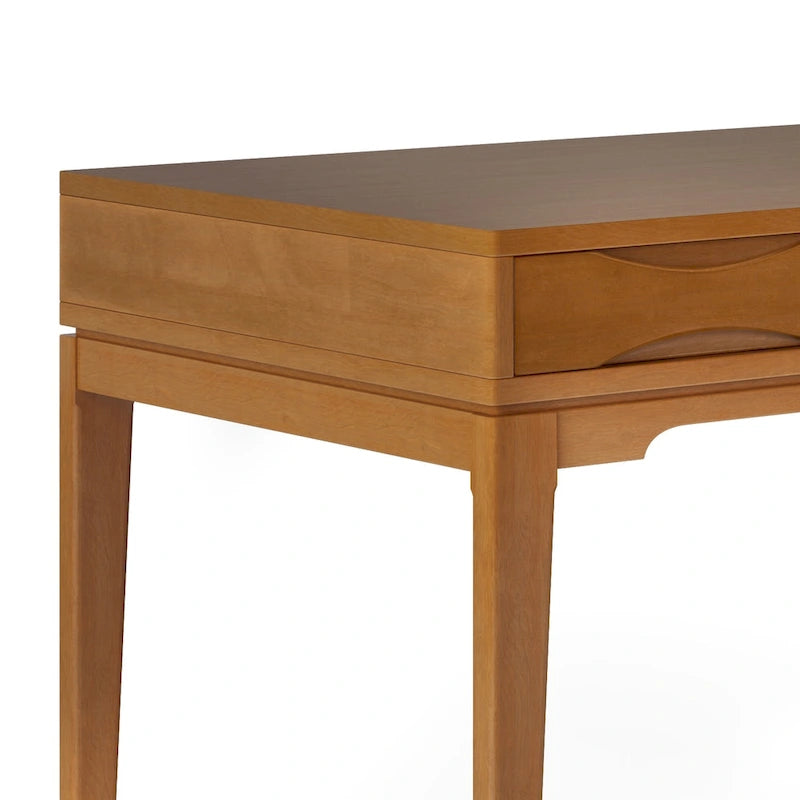Schlichter moderner 60 Zoll breiter Schreib- und Büroschreibtisch aus Massivholz im Mid-Century-Stil