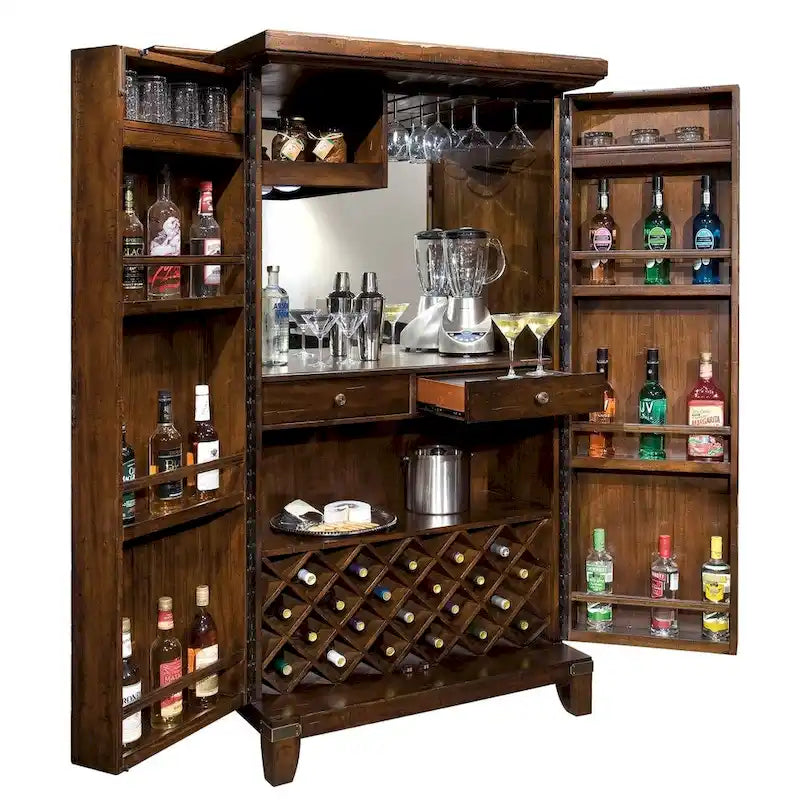 Weinschrank aus Massivholz