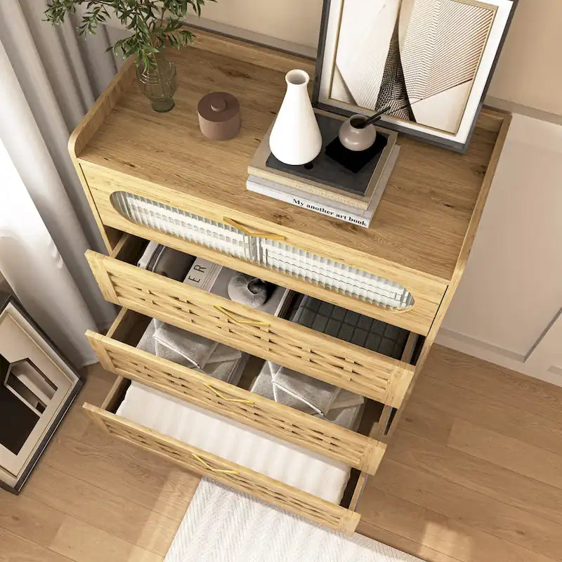 Grote houten dubbele ladekast met brede laden, moderne opbergkast